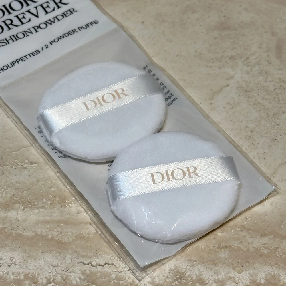 Dior Forever Cushion Powder Applicator